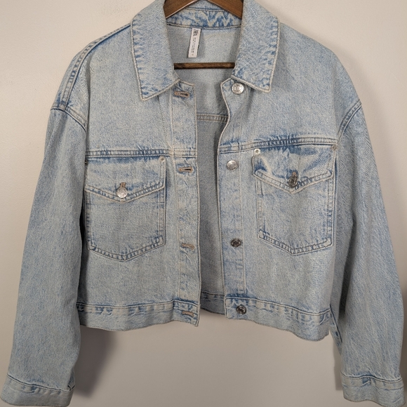 ZARA Light Wash Cotton Boxy Oversized Button Down  Denim Jean Jacket - Picture 9 of 9